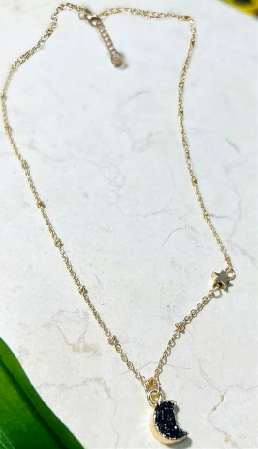 TALKING TO THE MOON QUARTZ NECKLACE