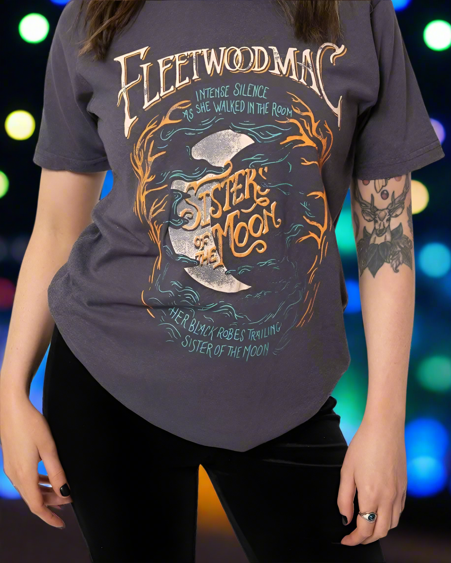 SISTERS OF THE MOON T